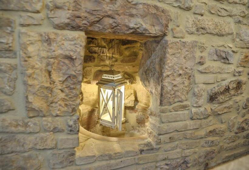 اتاق سوپریور, Case Brizi Assisi