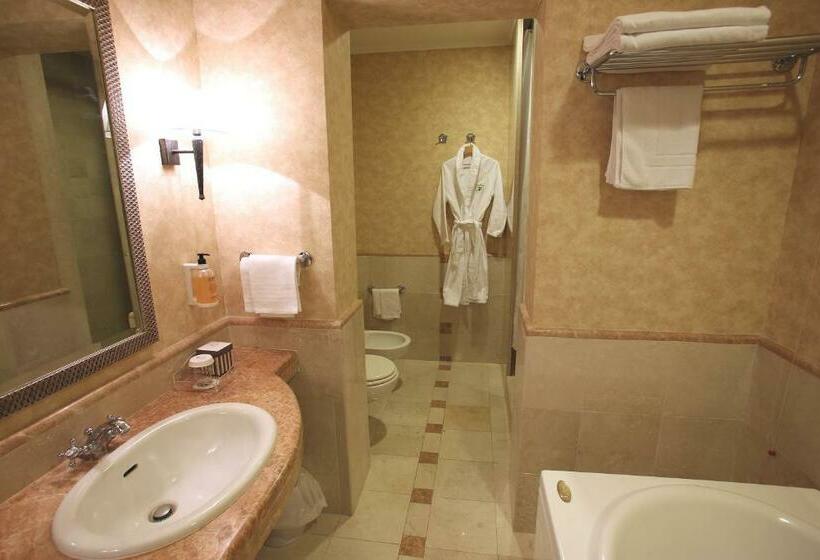 Люкс Повышенной Комфортности, Relais La Fattoria