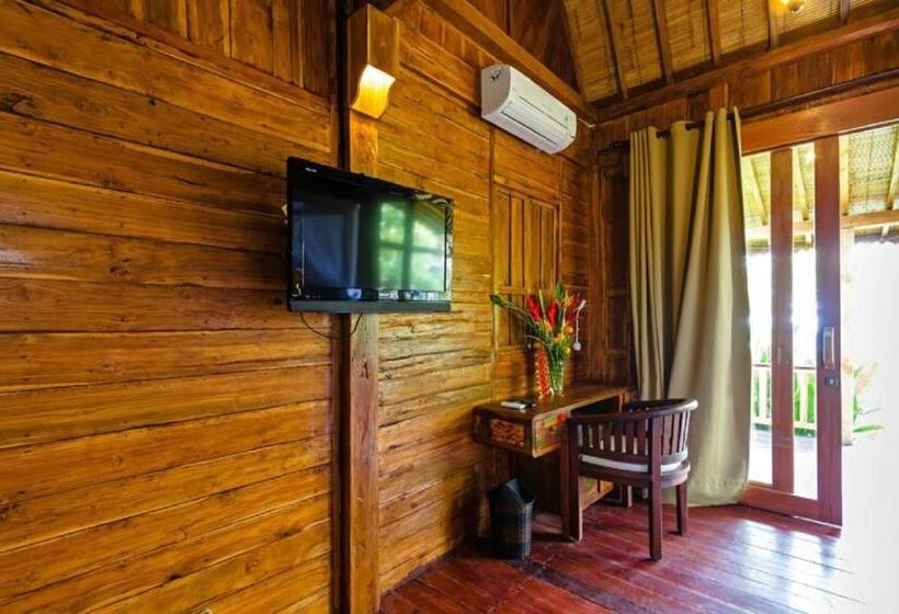 Бунгало Deluxe, Bali Natha Beach Front