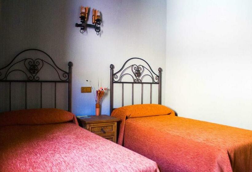 Номер Стандарт, Hostal Restaurante Sierra De La Martina