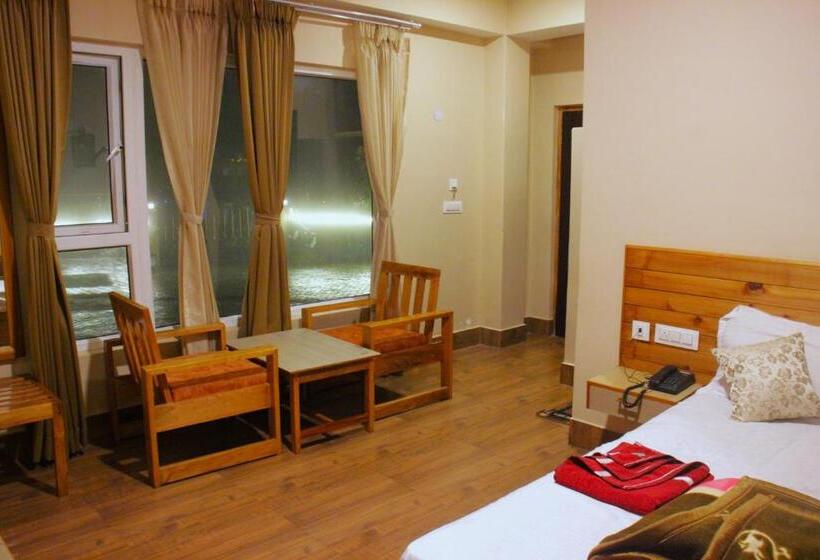 スーペリアールーム, 9 Senses Group Hotels , Ravangla