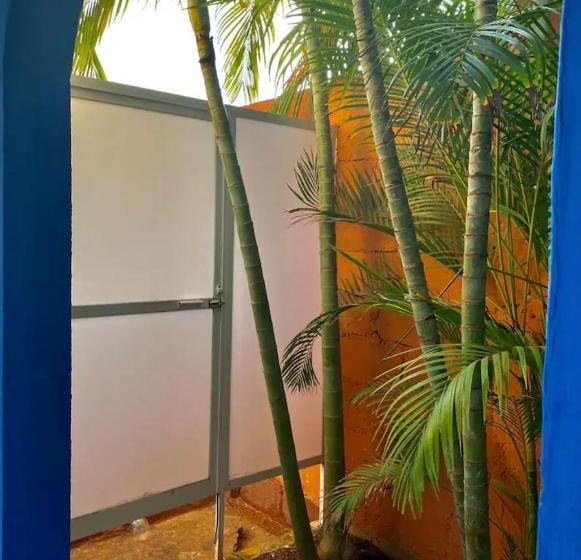 海の見える１ベッドルームアパートメント, Casa Azul