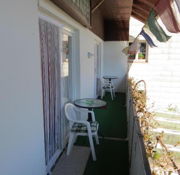 غرفة قياسية ثلاثية, Gästehaus Huber   Traditional Sixties Hostel