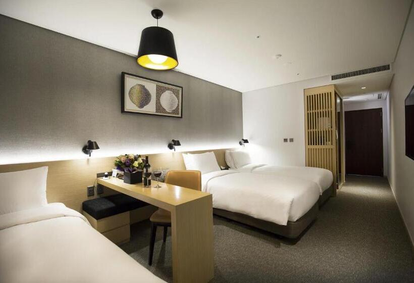 Quarto Triplo Deluxe, Arirang Hill Hotel Dongdaemun