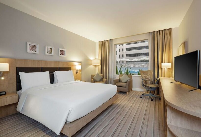 Suite Łóżko King Size, Hilton Garden Inn Dubai, Mall Avenue