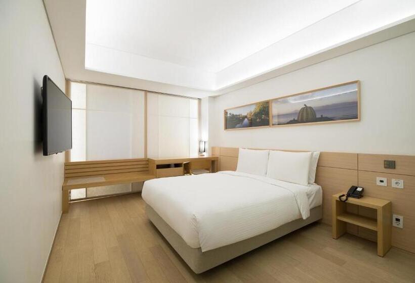Номер Superior, Sotetsu Hotels The Splaisir Seoul Myeongdong