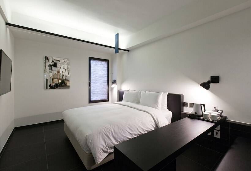Номер Superior, Sotetsu Hotels The Splaisir Seoul Myeongdong