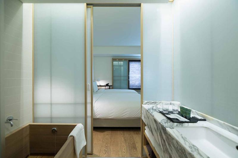 Номер Deluxe, Sotetsu Hotels The Splaisir Seoul Myeongdong