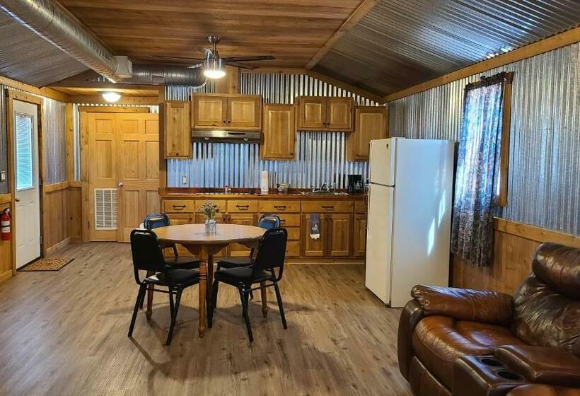 חדר סטודיו סטנדרד, Willow Beach Rv Park & Marina