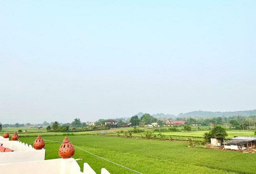 Номер Стандарт с Балконом, The Green Season Resort