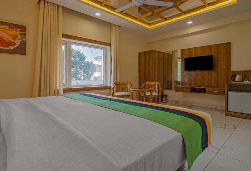 Номер Economy, Treebo Haveli Resort Roots, Bhupatwala Haridwar