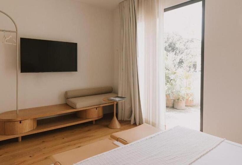 Escritório Deluxe, Casa Ofelia