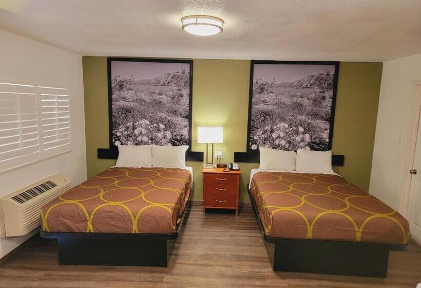 스위트, Super 8 By Wyndham El Centro North