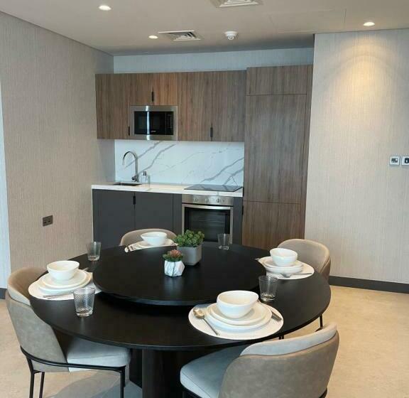 سوییت, Charthouse Bahrain