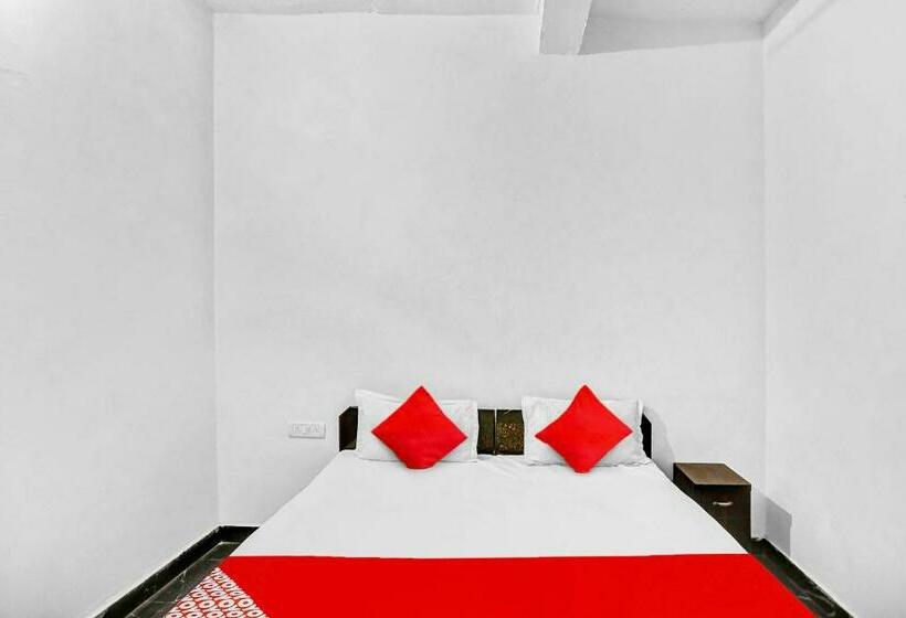 Трехместный Номер Классика, Oyo Flagship 81043 Paradise Inn
