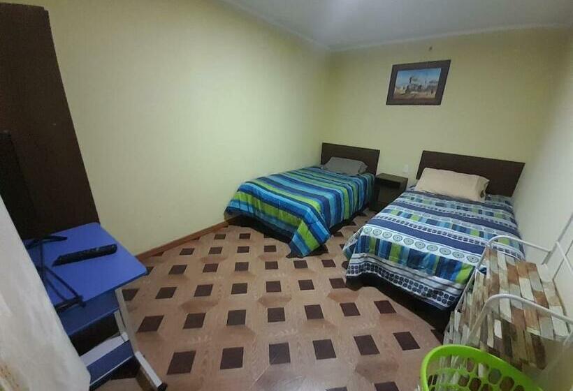Номер Economy, Hostal Miramar En Pleno Centro De Pozo Almonte