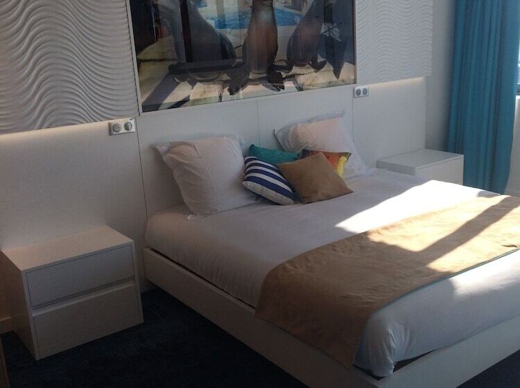 Quarto Triplo Estandar, Marineland Hôtel