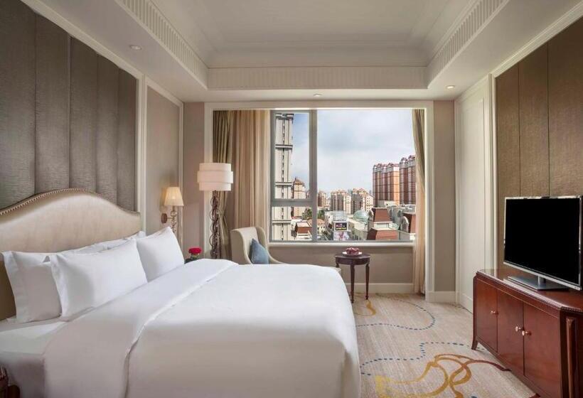 اتاق لوکس با تخت بزرگ, Sofitel Xining
