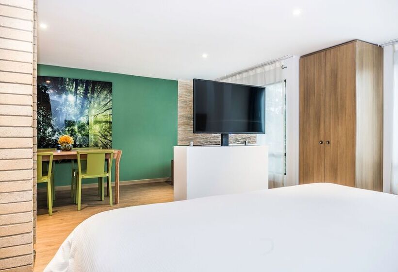 Люкс, Viaggio Teleport City Suites