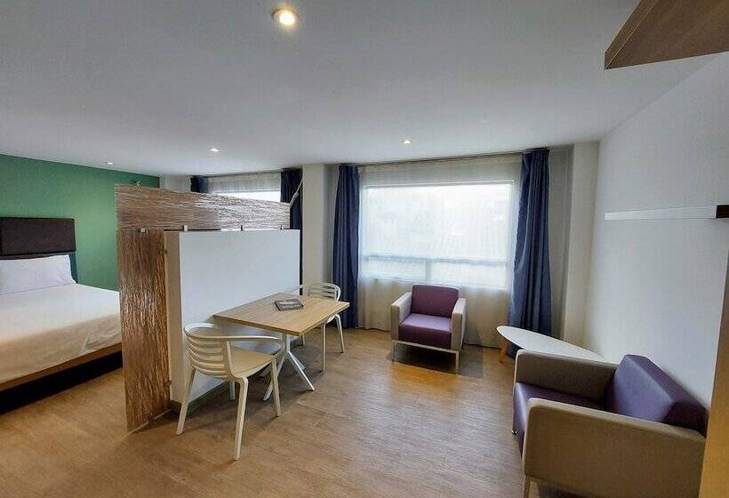 Люкс, Viaggio Teleport City Suites