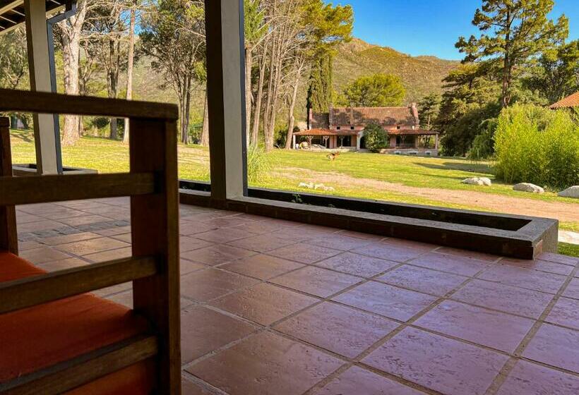 Номер Стандарт, Estancia Alto San Pedro