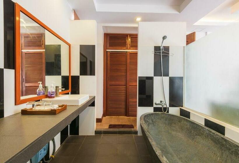 اتاق لوکس سه تخته, Soksan Angkor Villa