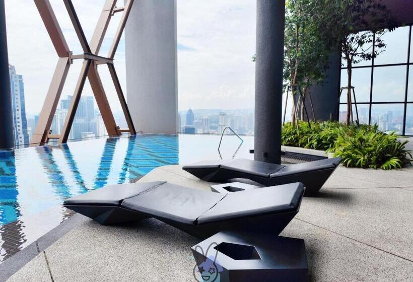 استودیوی سوپریور, Scarletz Suites Klcc By M Suites