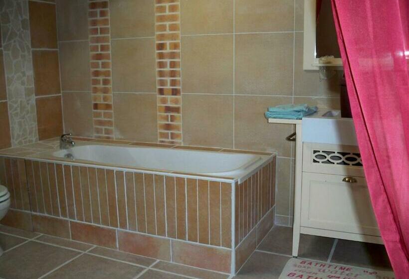 Номер Стандарт, Room In Guest Room   Guest Room In The Heart Of The Vineyard