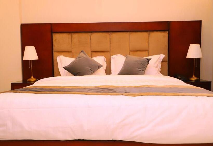 Family Suite, فندق الأفنيوز بالرس