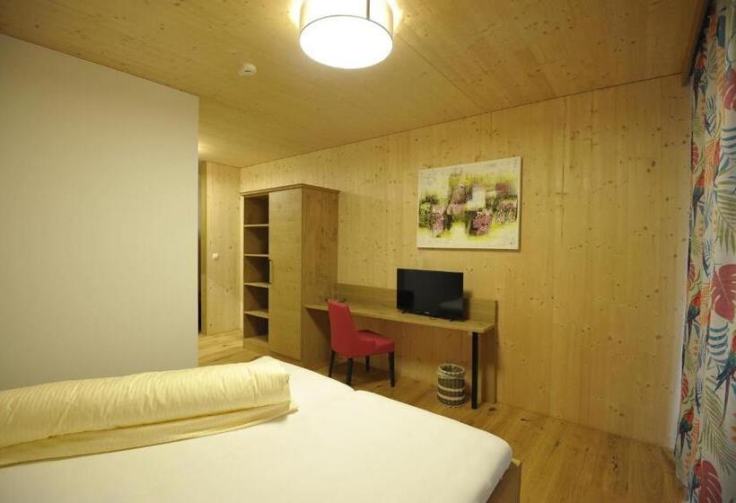 Номер Стандарт, Das Dorfhotel Engl Grafinger