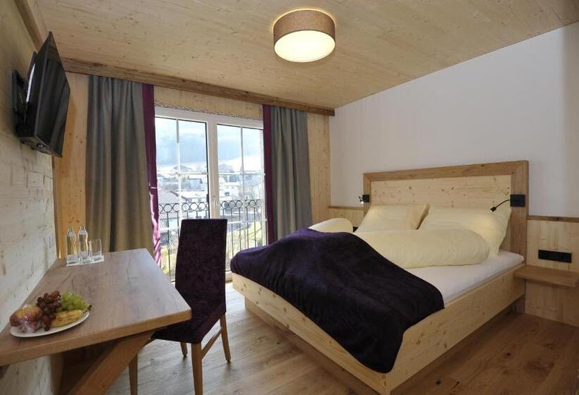 Номер Стандарт, Das Dorfhotel Engl Grafinger
