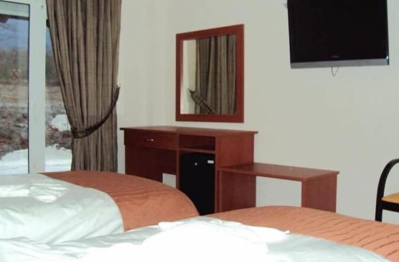 اتاق استاندارد, Aitheron Hotel Air Park