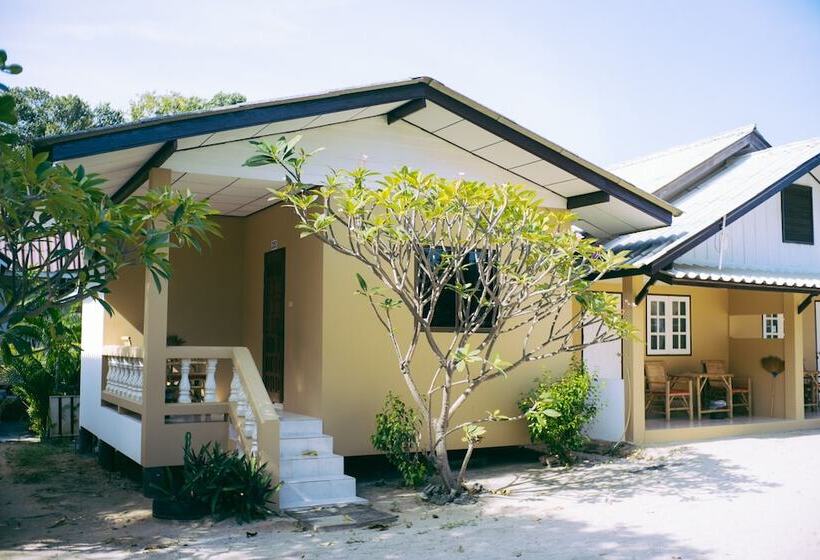 经济房, Amity Beach Resort
