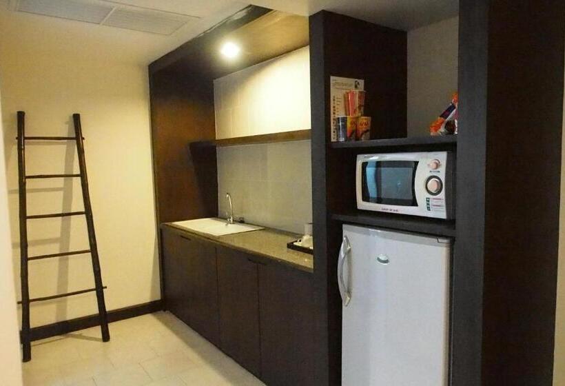 Monolocale Standard con Terrazza, Baan Suwantawe