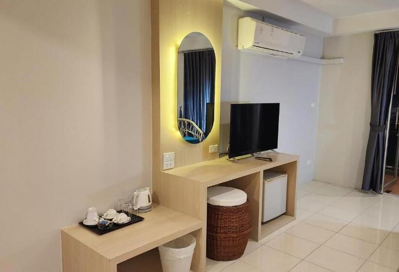 Семейный Номер, Irest Ao Nang