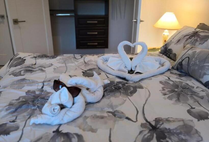 Номер Стандарт, Delovely B&b