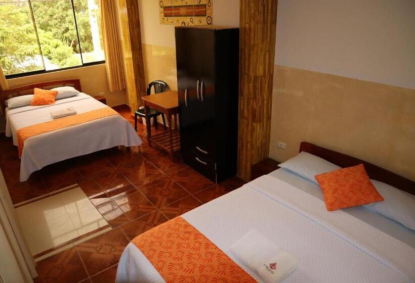 חדר משפחתי דלוקס, Real Tarapoto