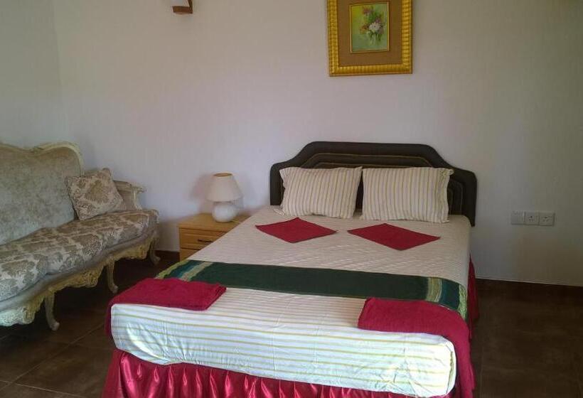 Номер Deluxe, Sea Bay Resort