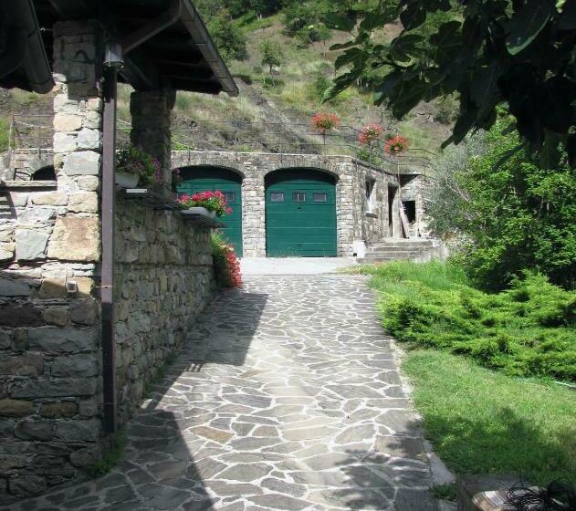Дом 2 Спальни, Agriturismo Il Giglio E La Rosa