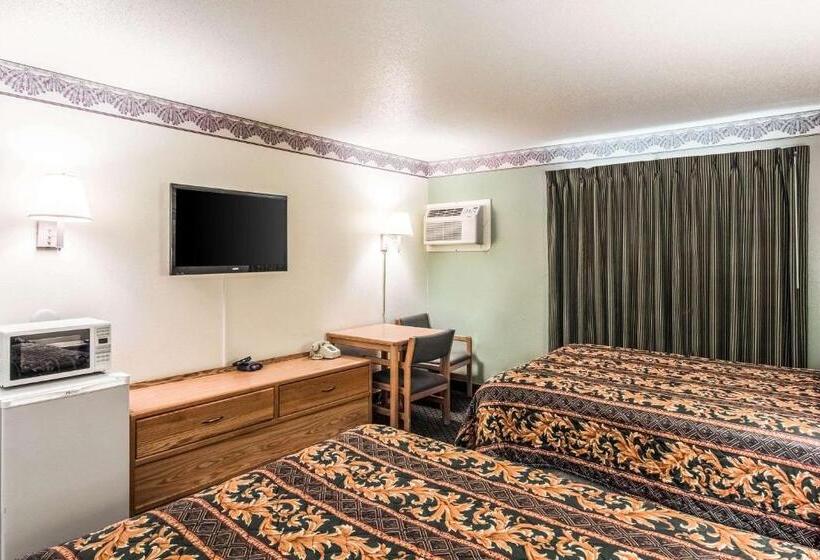 Номер Стандарт, Fergus Inn