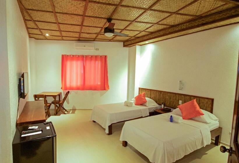 디럭스 룸, Ralph S Place