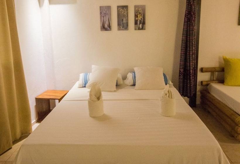 프리미엄 스튜디오, Ralph S Place
