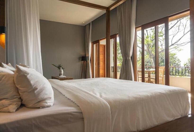 Номер Deluxe Вид на Море с Балконом, Sanglung Villas & Suites