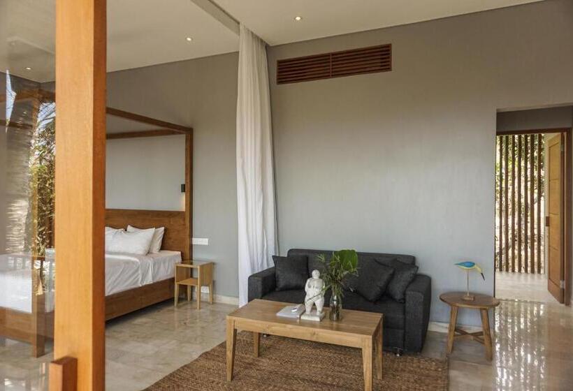 Номер Deluxe Вид на Море с Балконом, Sanglung Villas & Suites