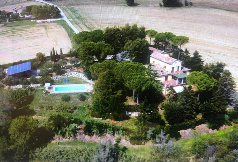 اتاق لوکس, B&b La Foresteria