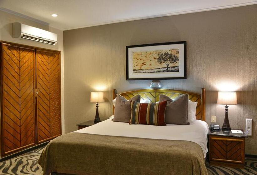 اتاق اجرایی با تخت بزرگ, Kwa Maritane Lodge