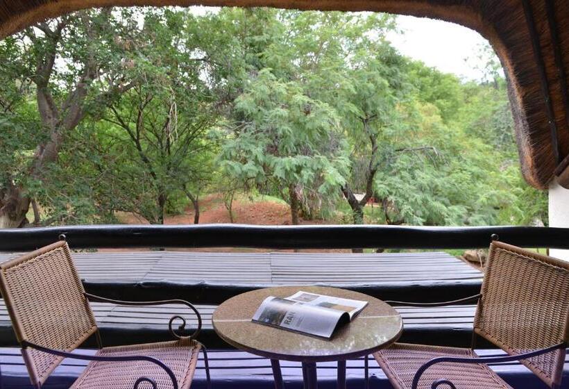 Quarto Estandar, Kwa Maritane Lodge