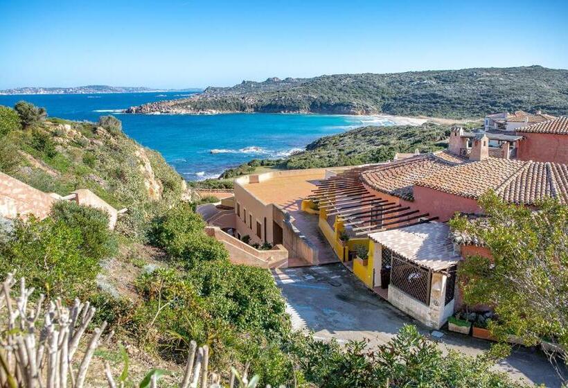 Апартаменты 3 Спальни, Residence La Marmorata