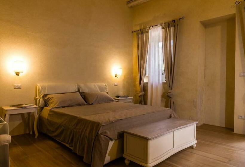 Номер Стандарт, Borgo Del Carato