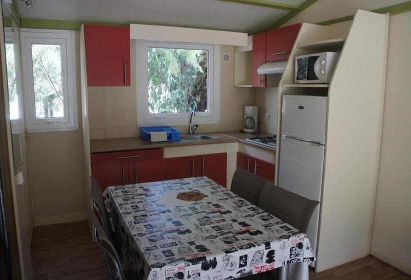 Шале 1 Спальня, Camping La Pinede